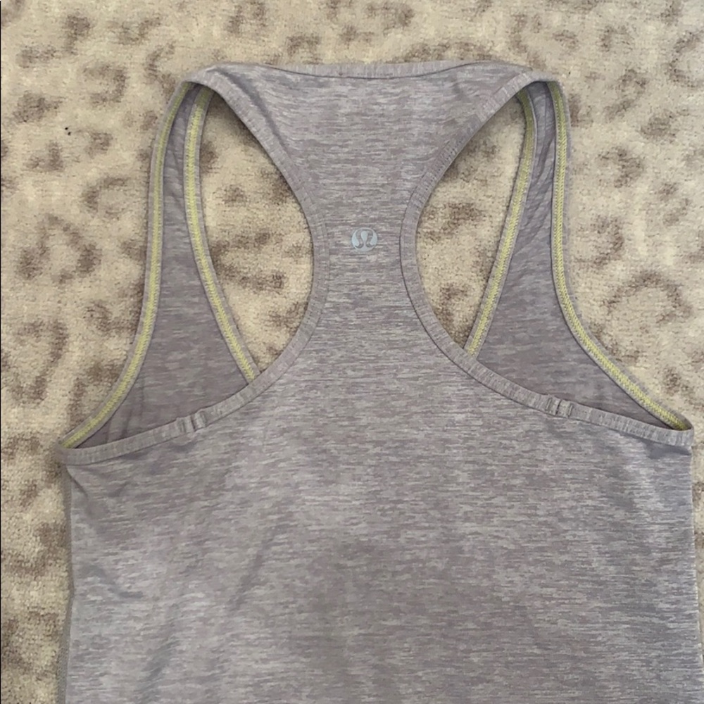 Lululemon top